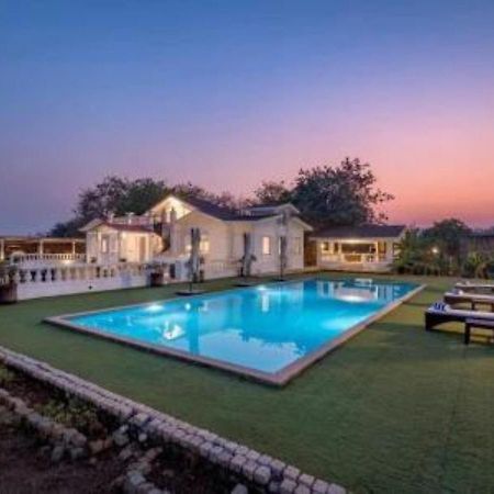 Saffronstays Brunton House, Alibaug - Luxury Pool Villa Near Awas Beach Eksteriør billede