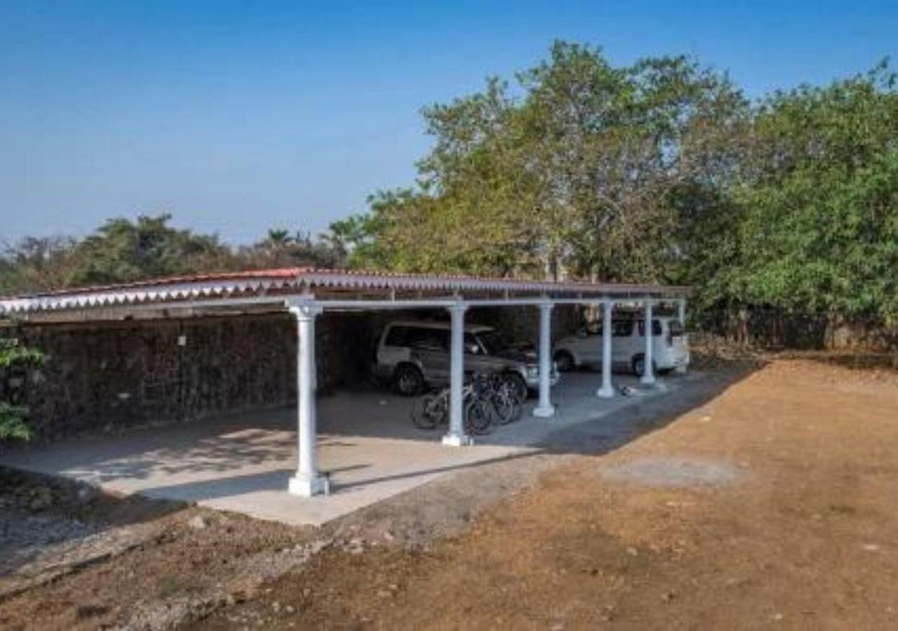 Saffronstays Brunton House, Alibaug - Luxury Pool Villa Near Awas Beach Eksteriør billede